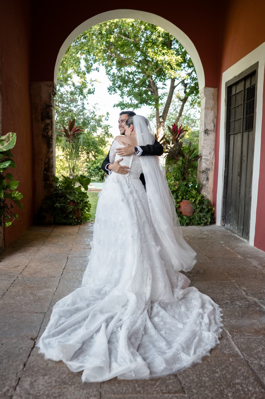 Primer encuentro de los novios