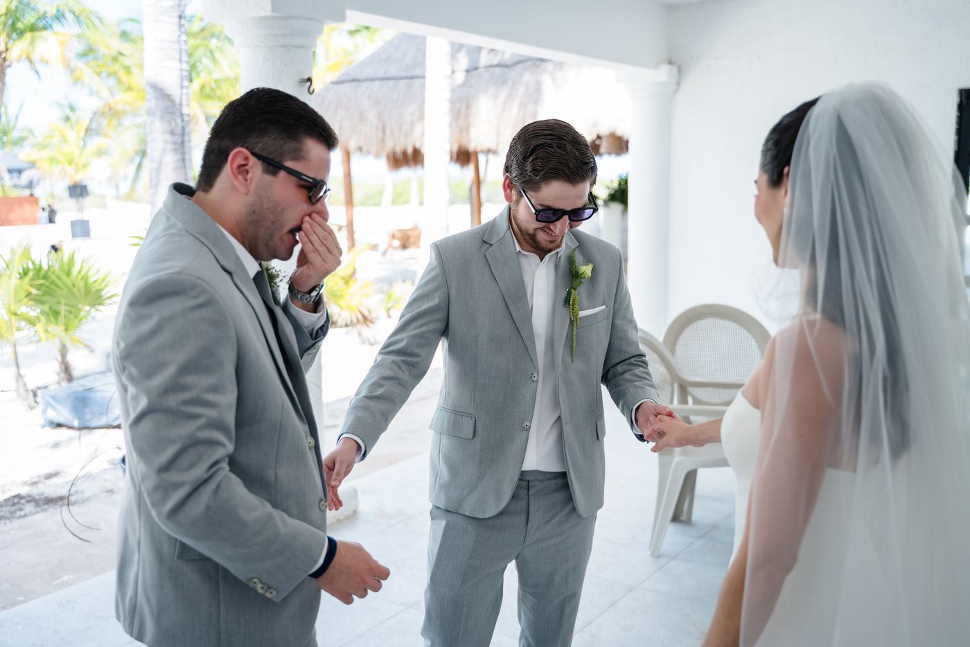 Primer encuentro de los novios