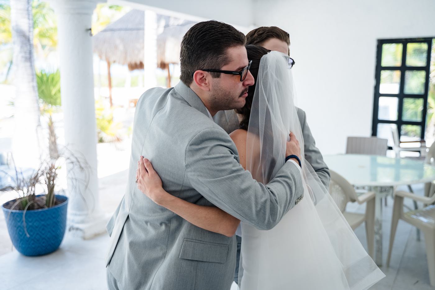 Primer encuentro de los novios