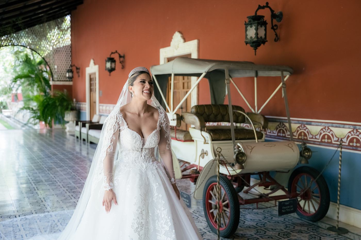Primer encuentro de los novios