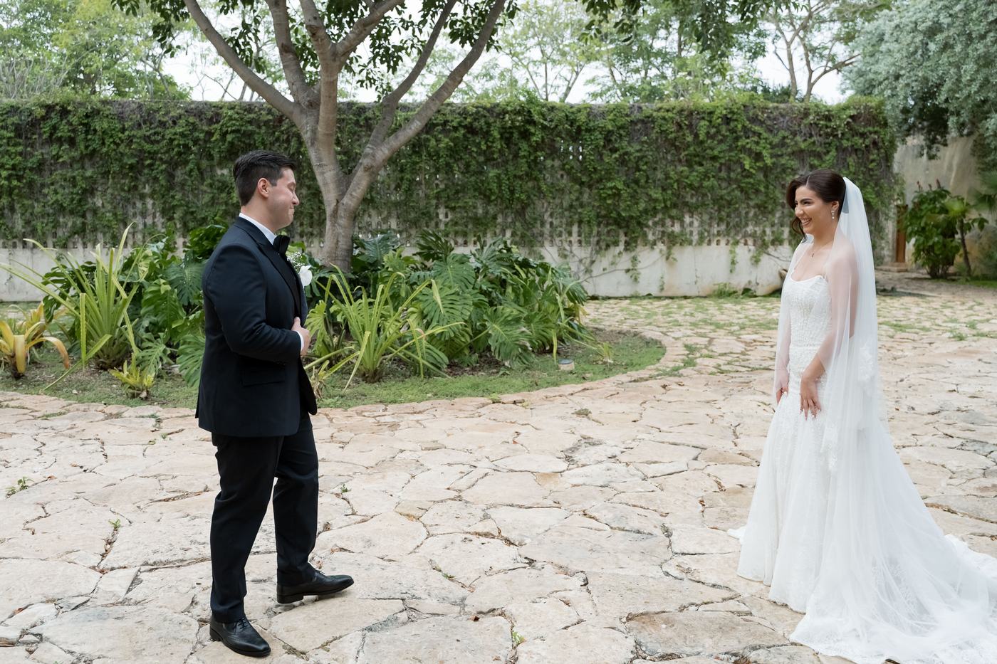Primer encuentro de los novios